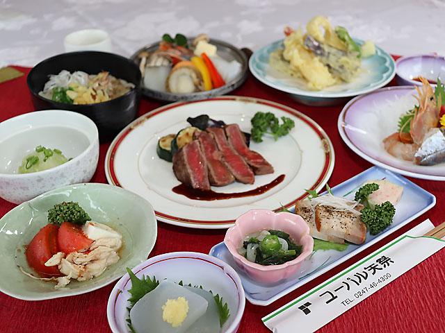お肉メイン